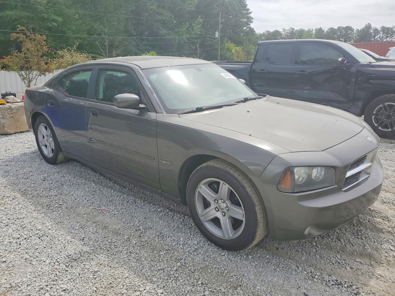 Dodge Charger R