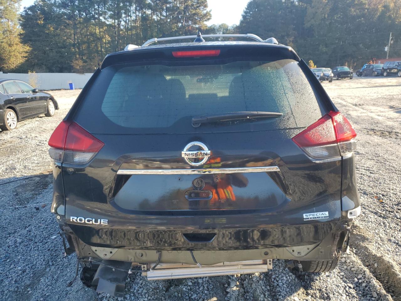 Nissan Rogue S