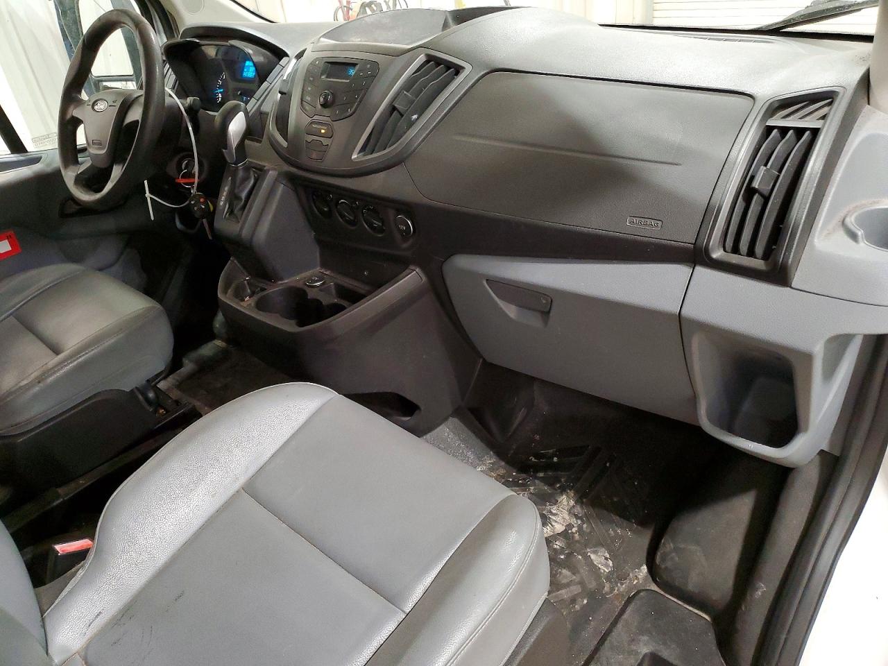 Ford Transit T-150