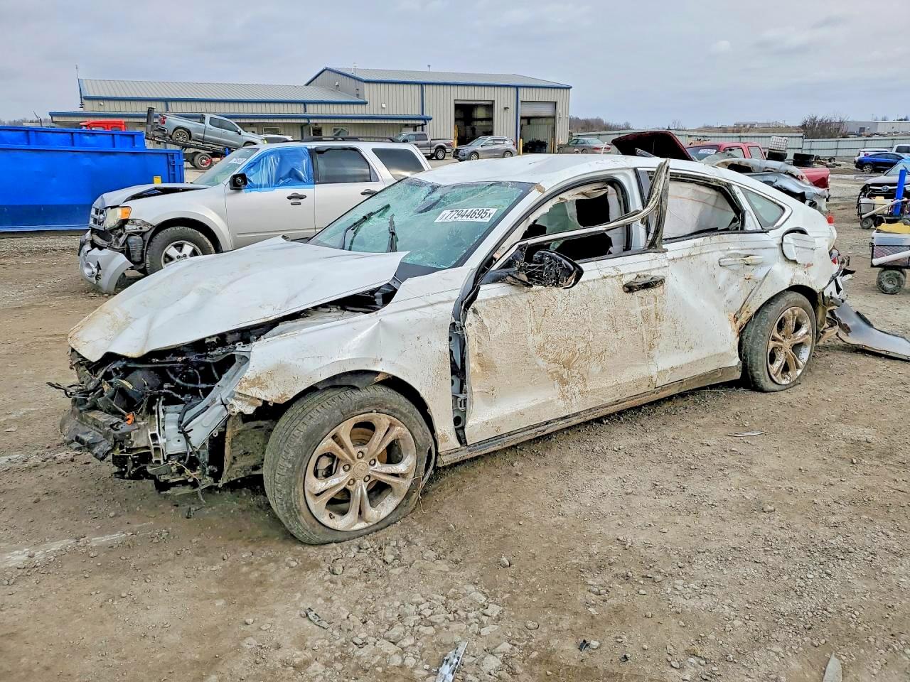 Salvage Honda Accord Image