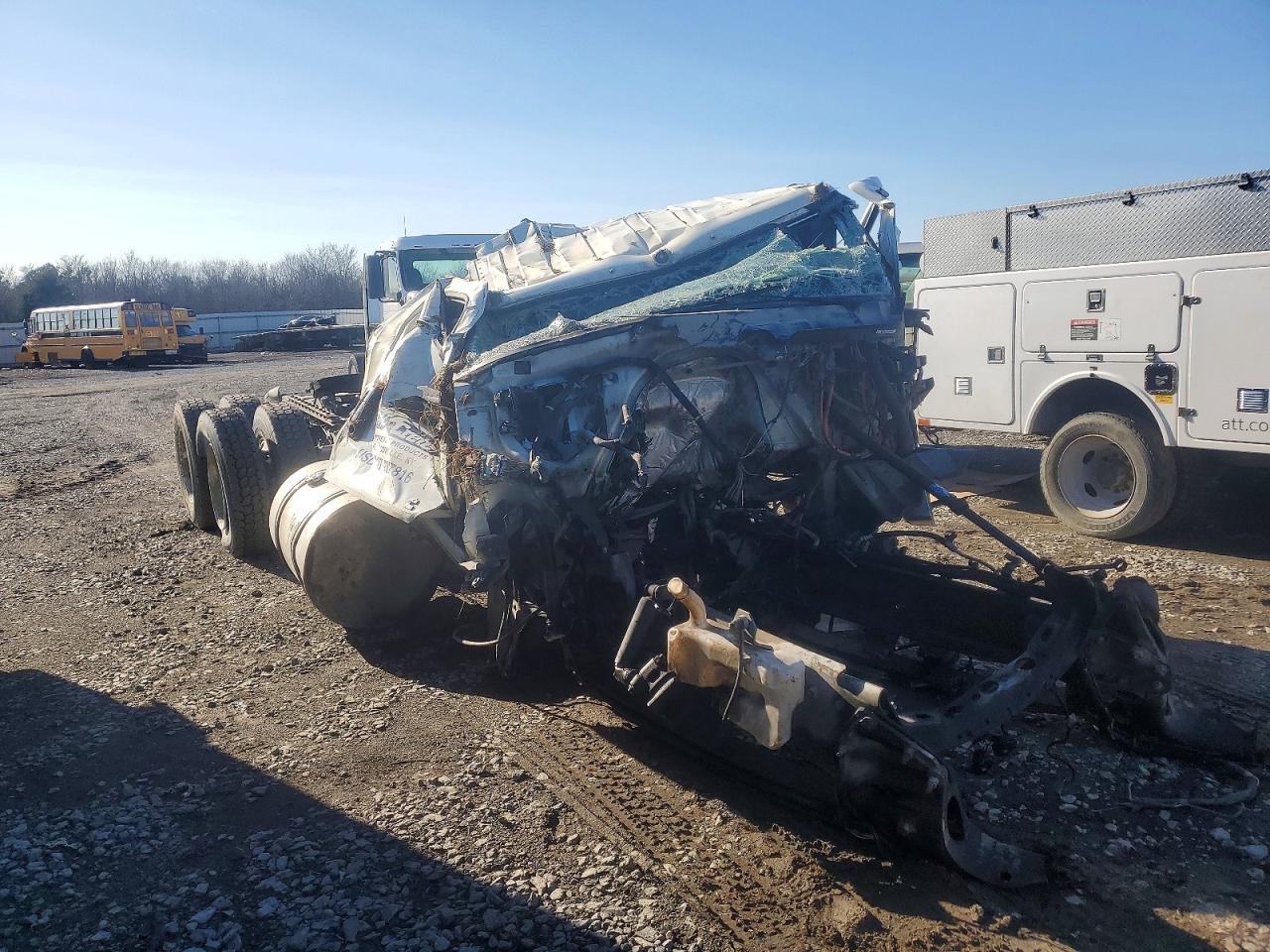 Salvage International Lt625 Image