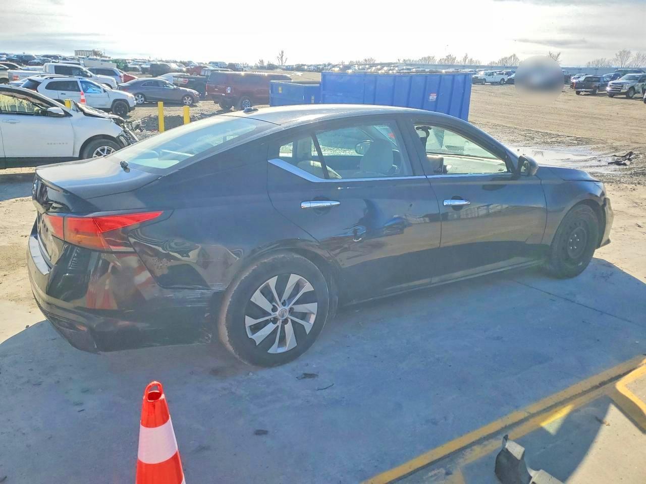Nissan Altima S