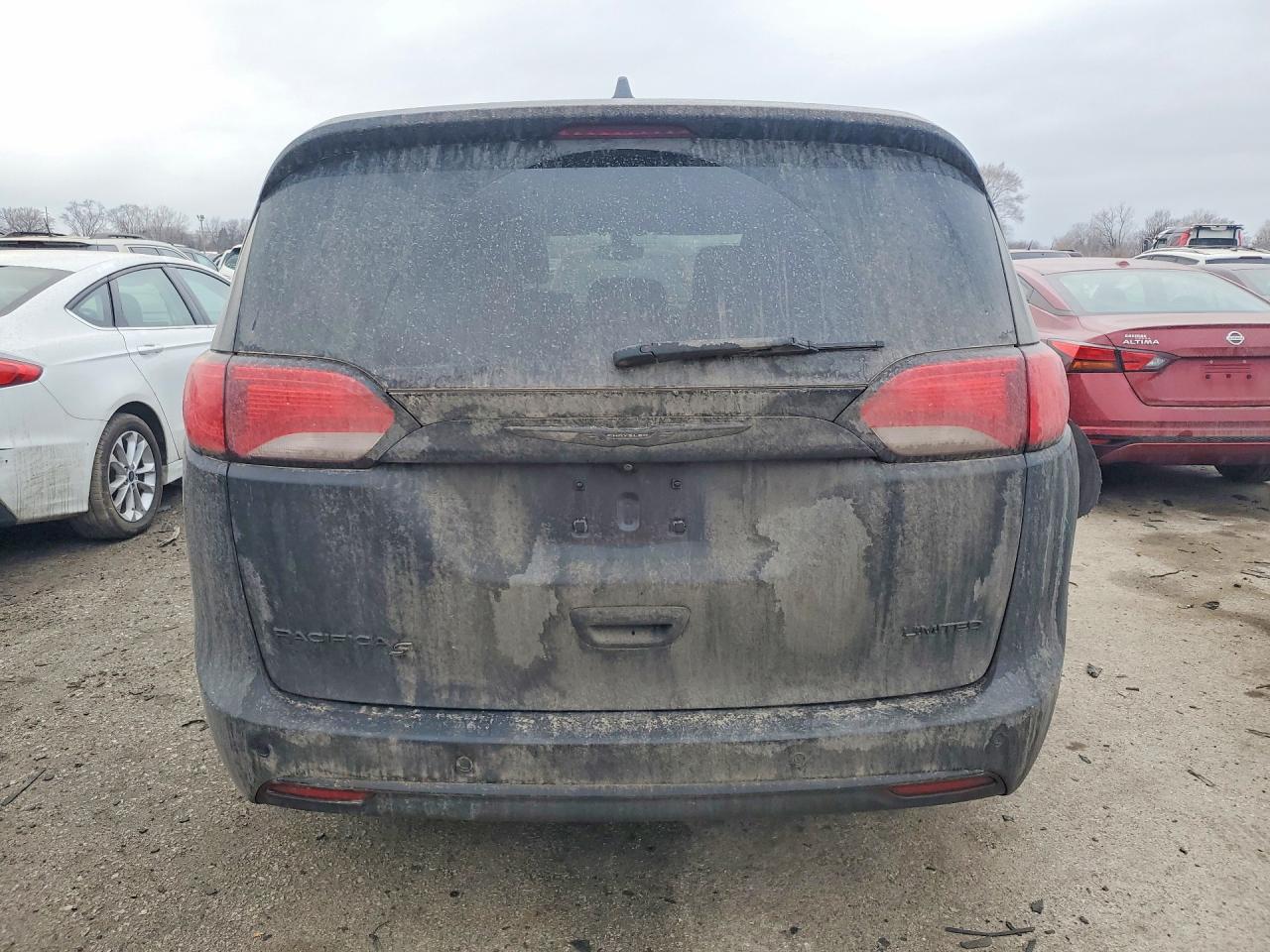 Chrysler Pacifica Limited