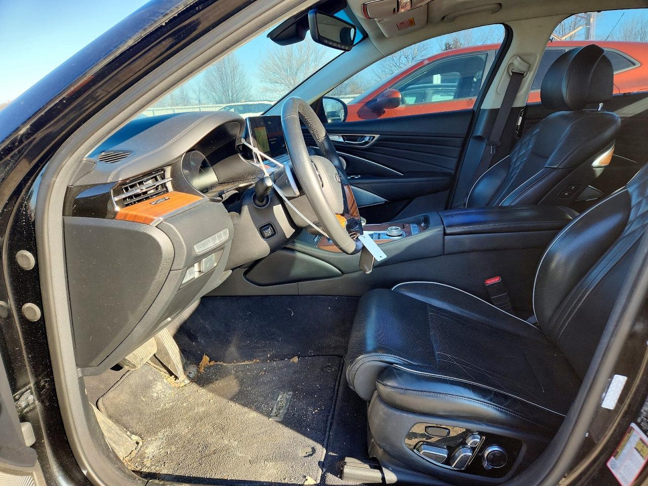 Kia K900 Luxury
