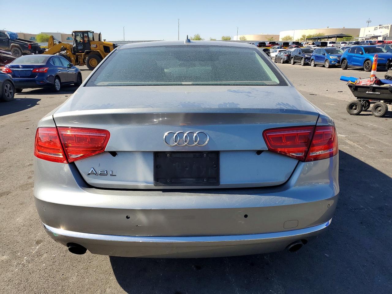 Audi A8 L Quattro