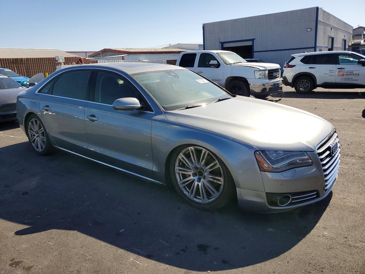 Audi A8 L Quattro