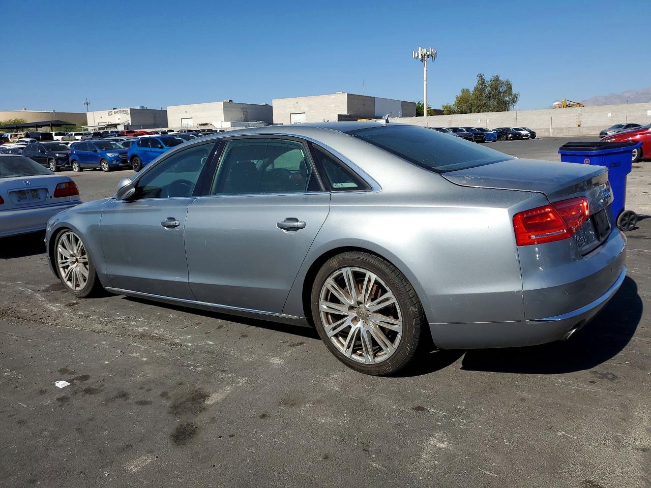 Audi A8 L Quattro