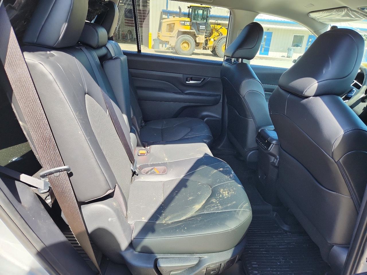 Toyota Grand Highlander Xle