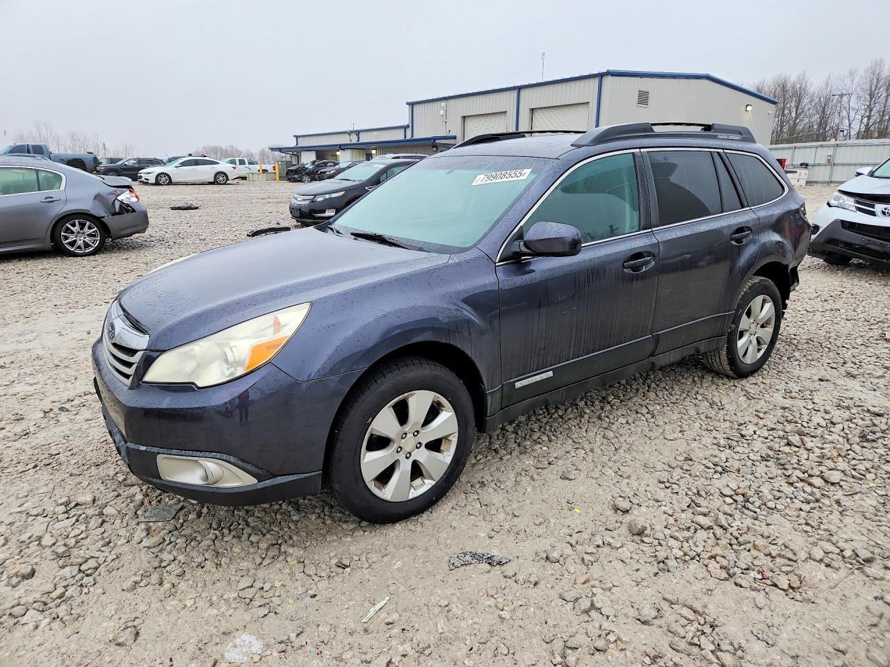 Salvage Subaru Outback Image
