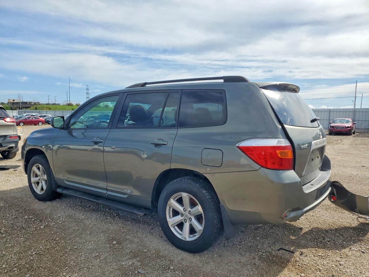 Toyota Highlander Base