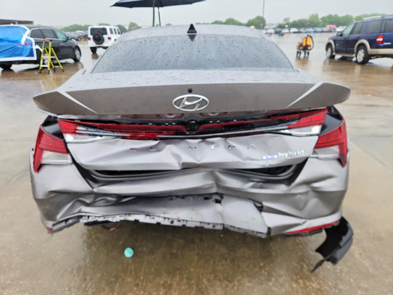 Hyundai ELANTRA Blue