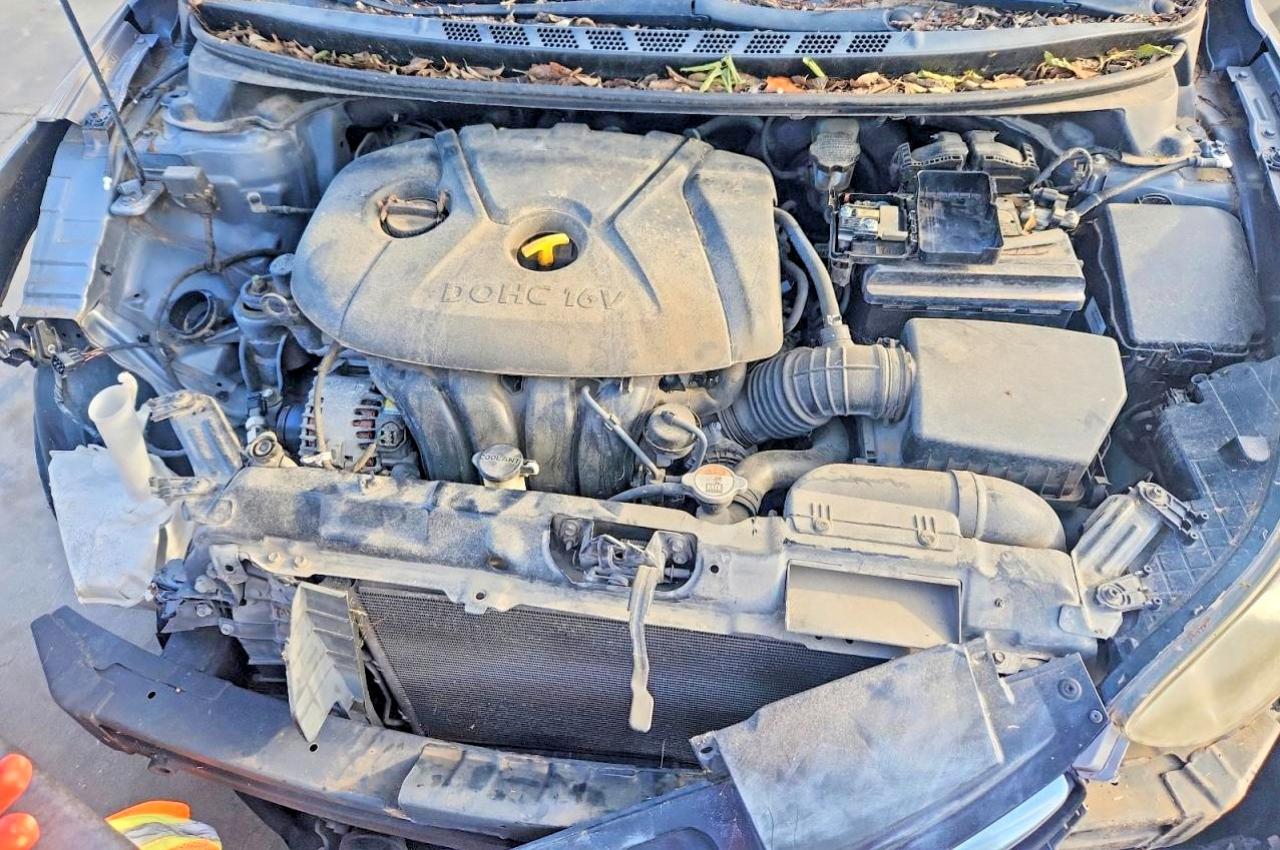 Hyundai ELANTRA Gls