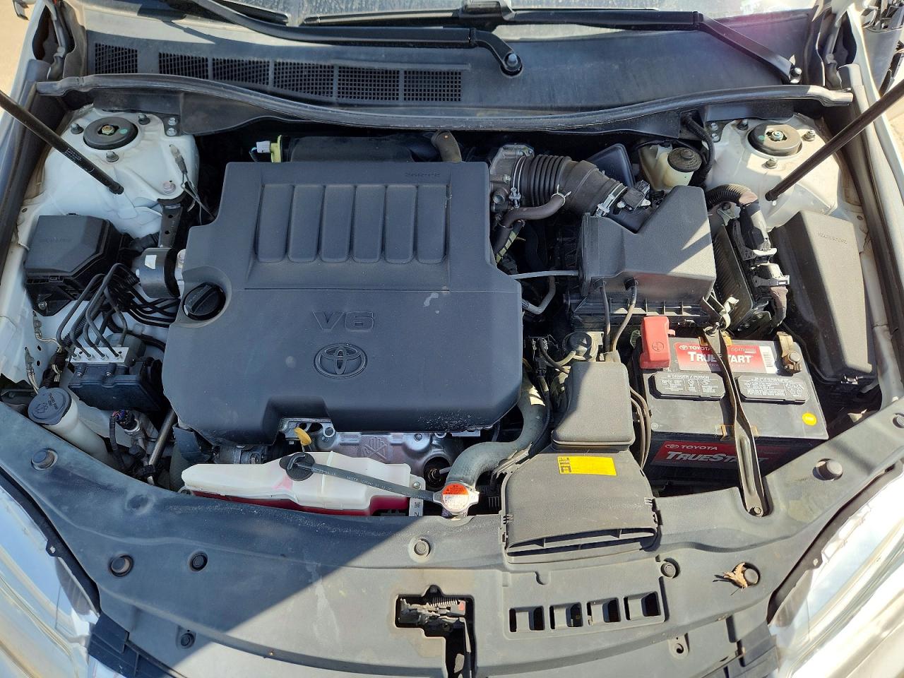 Toyota Camry Xle V6