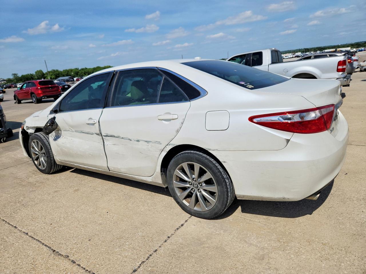 Toyota Camry Xle V6