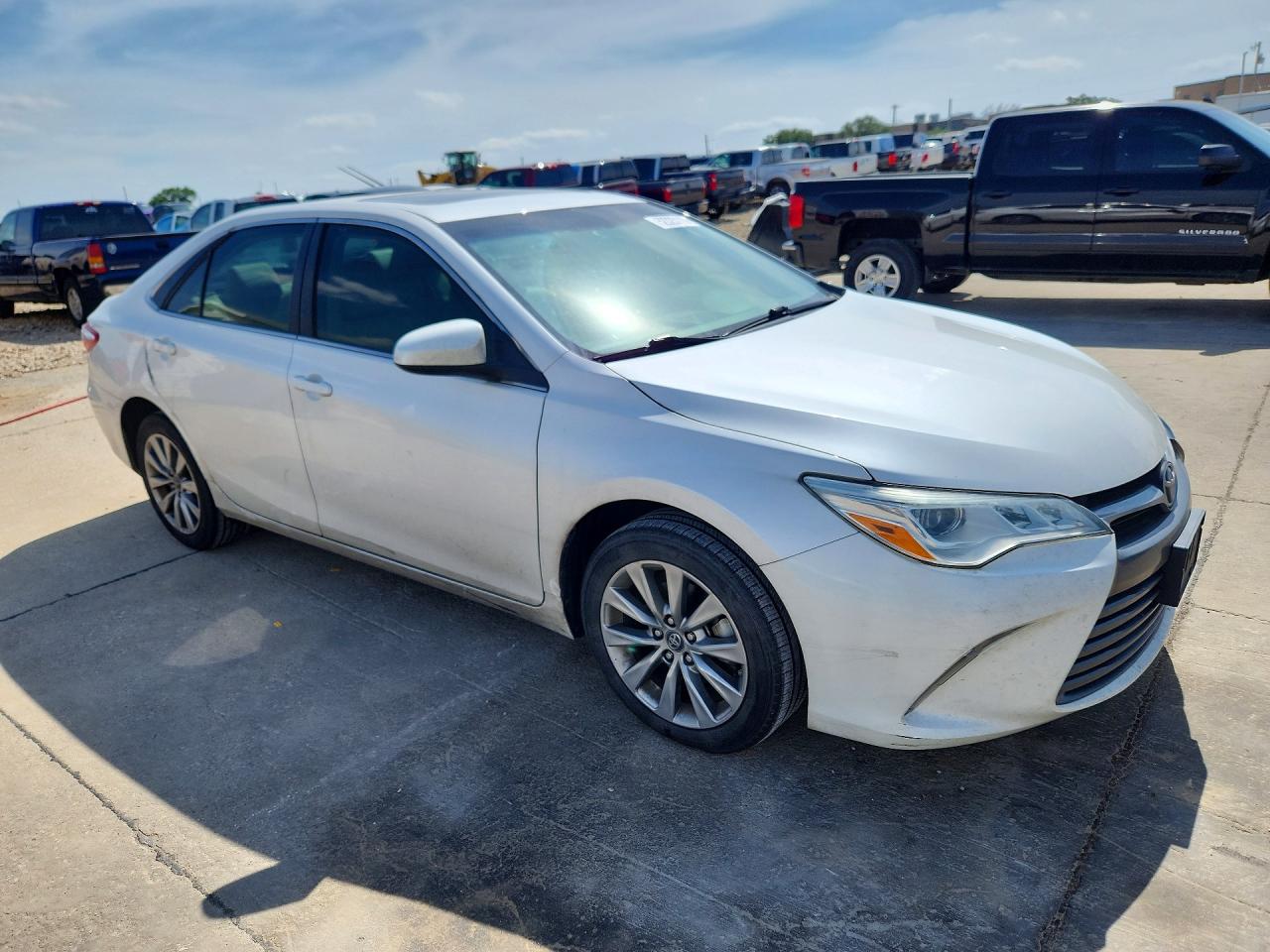 Toyota Camry Xle V6