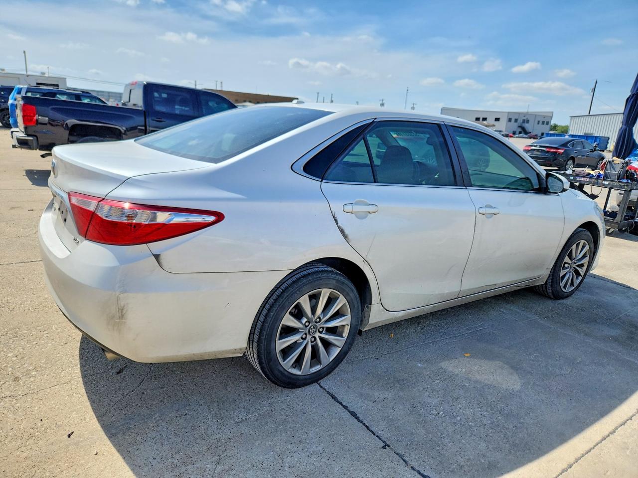 Toyota Camry Xle V6