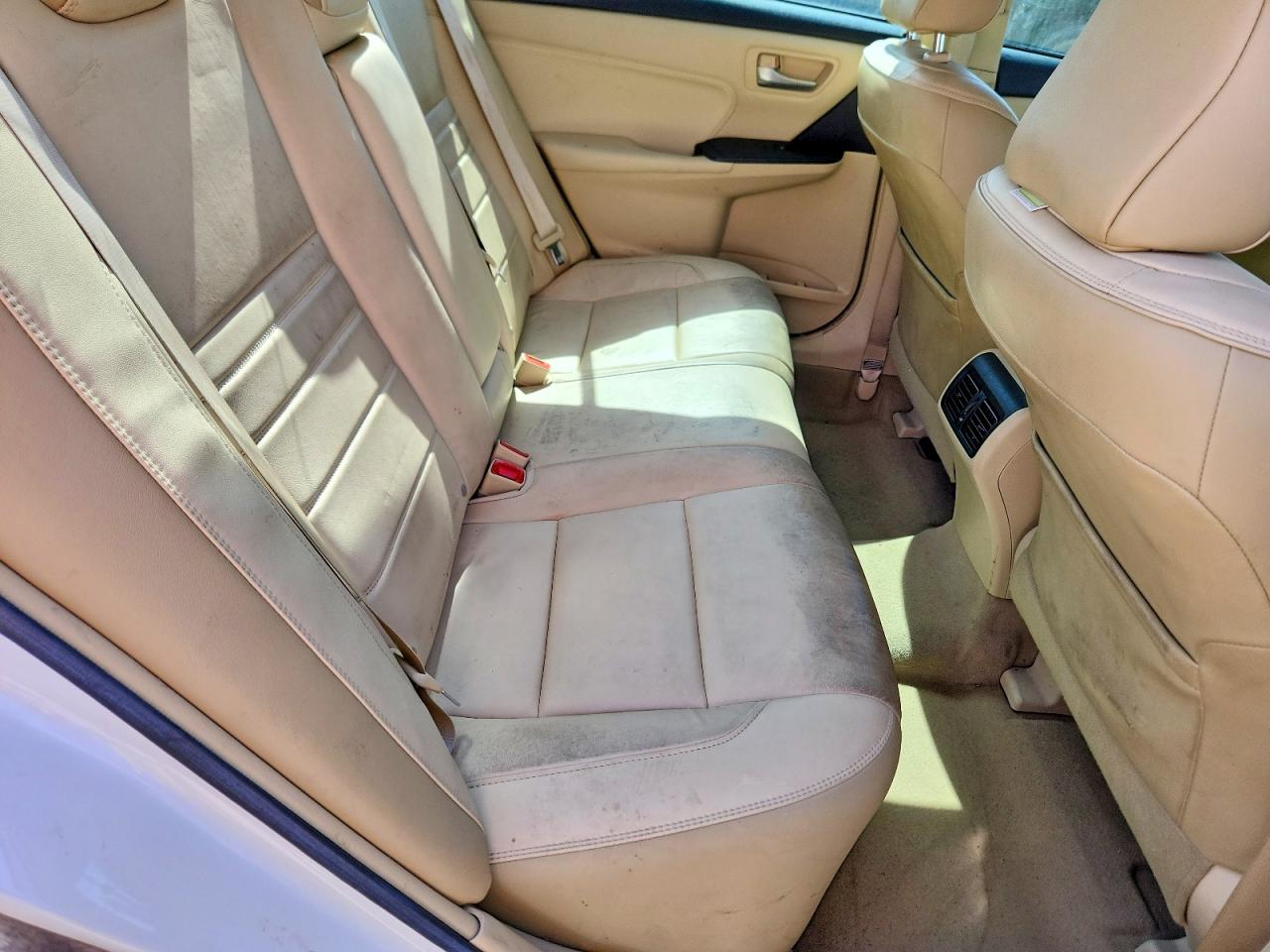 Toyota Camry Xle V6