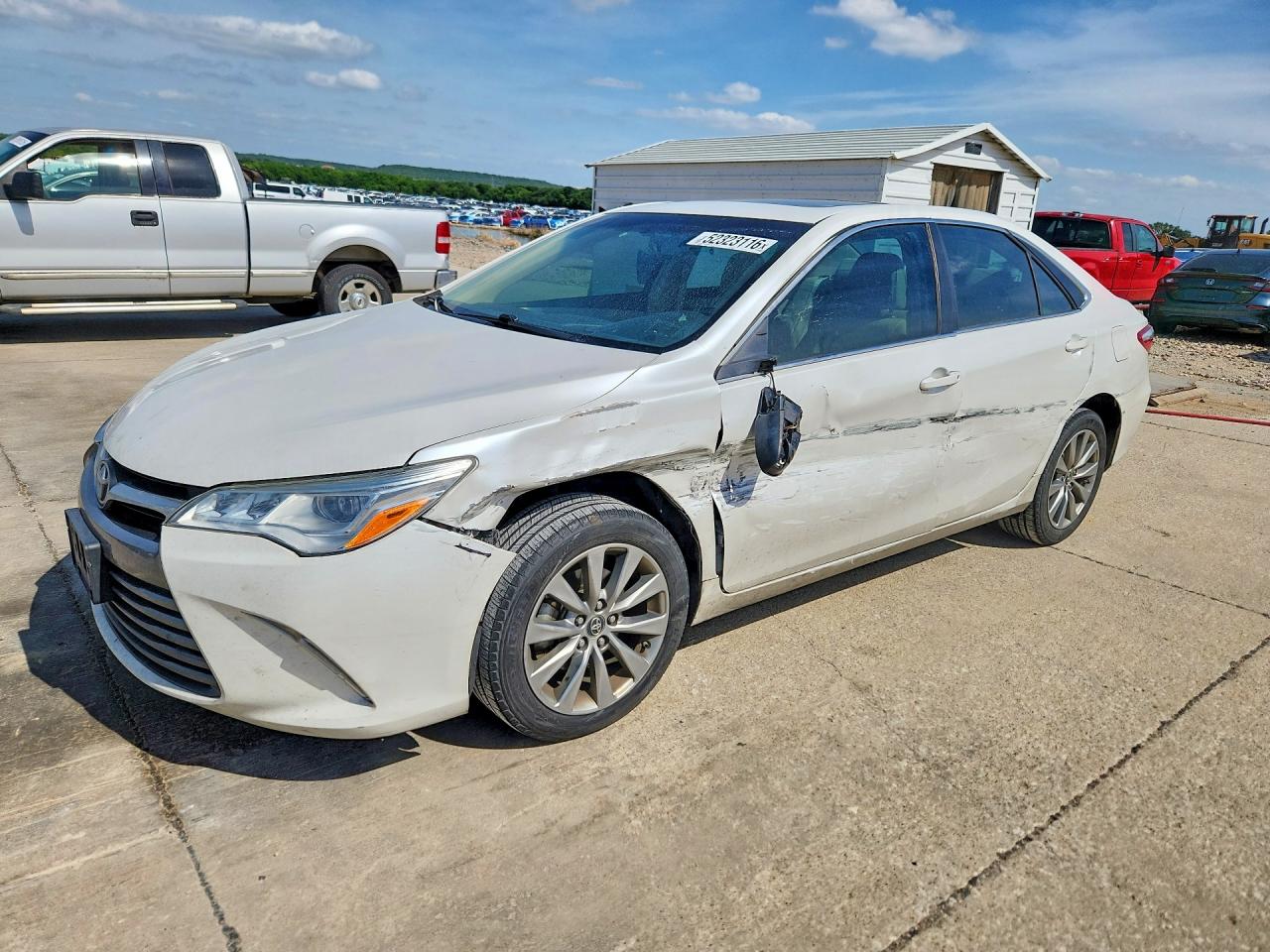Salvage Toyota Camry Image