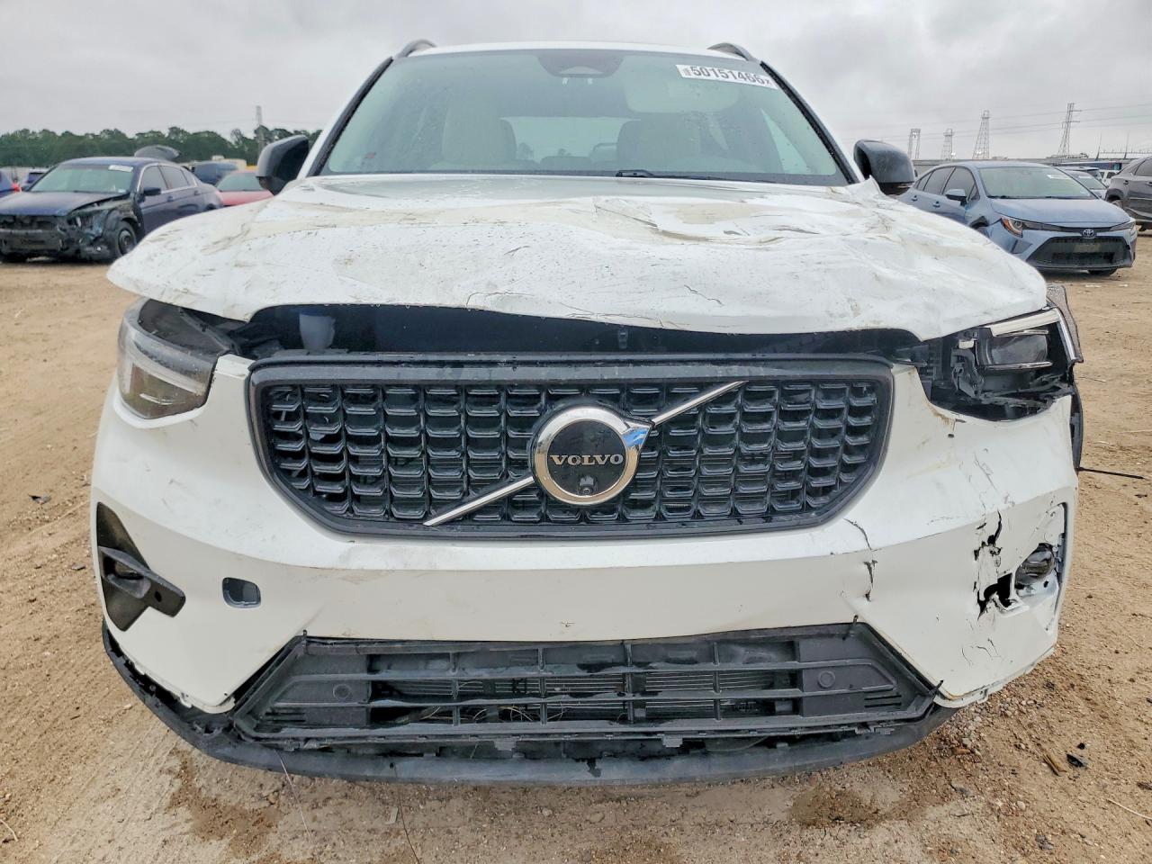 Volvo XC40 Plus