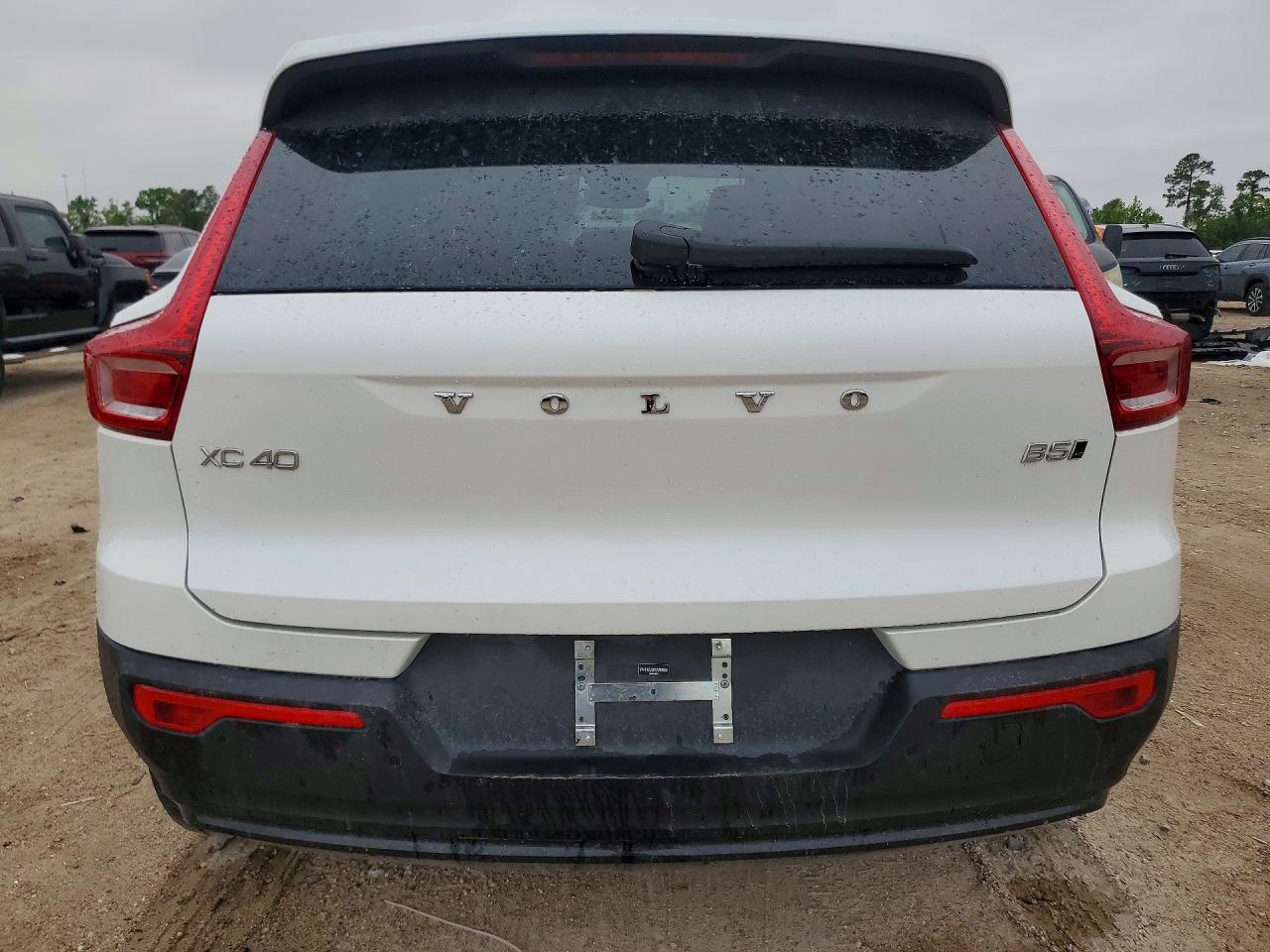 Volvo XC40 Plus