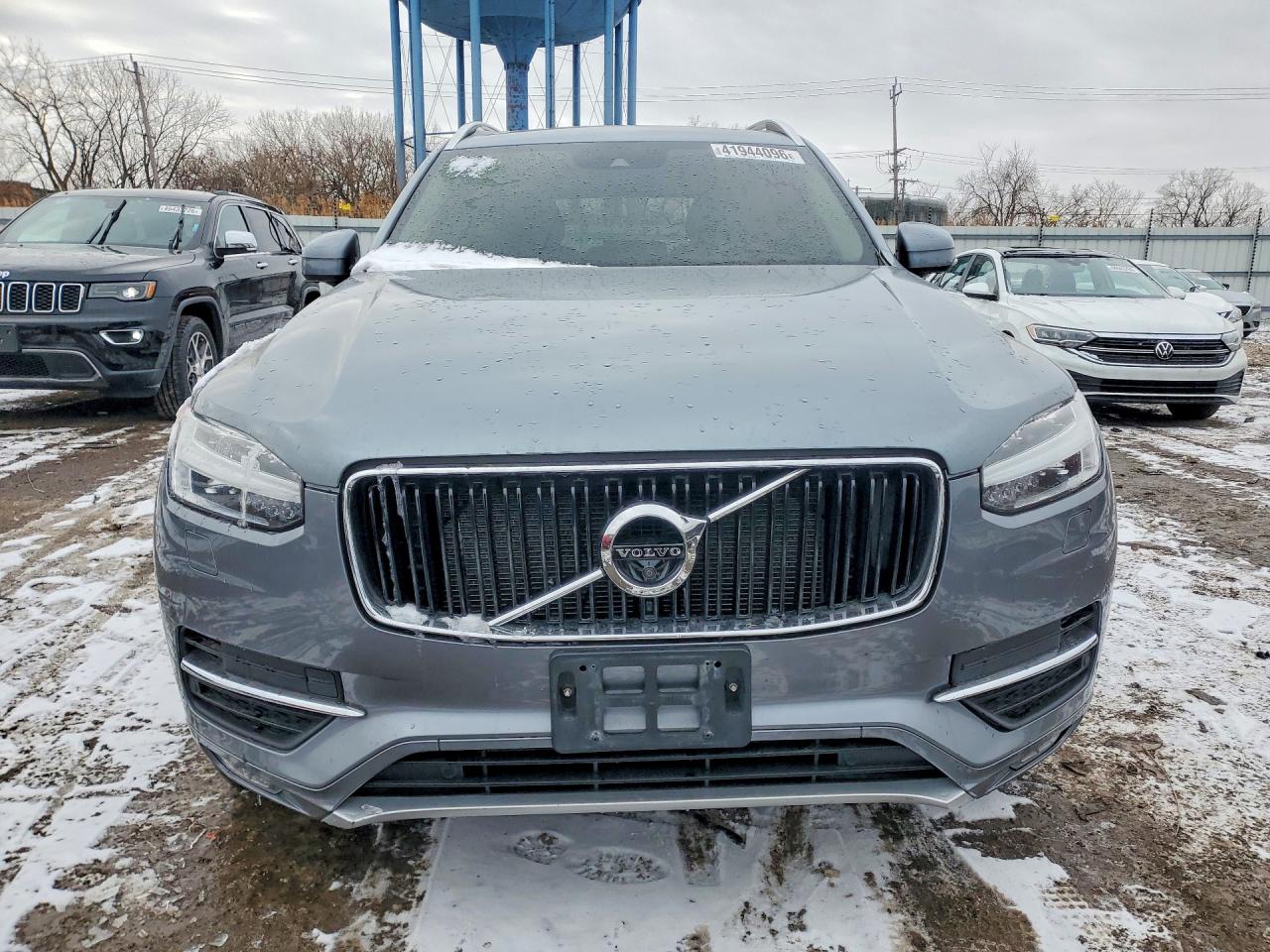 Volvo XC90 T6