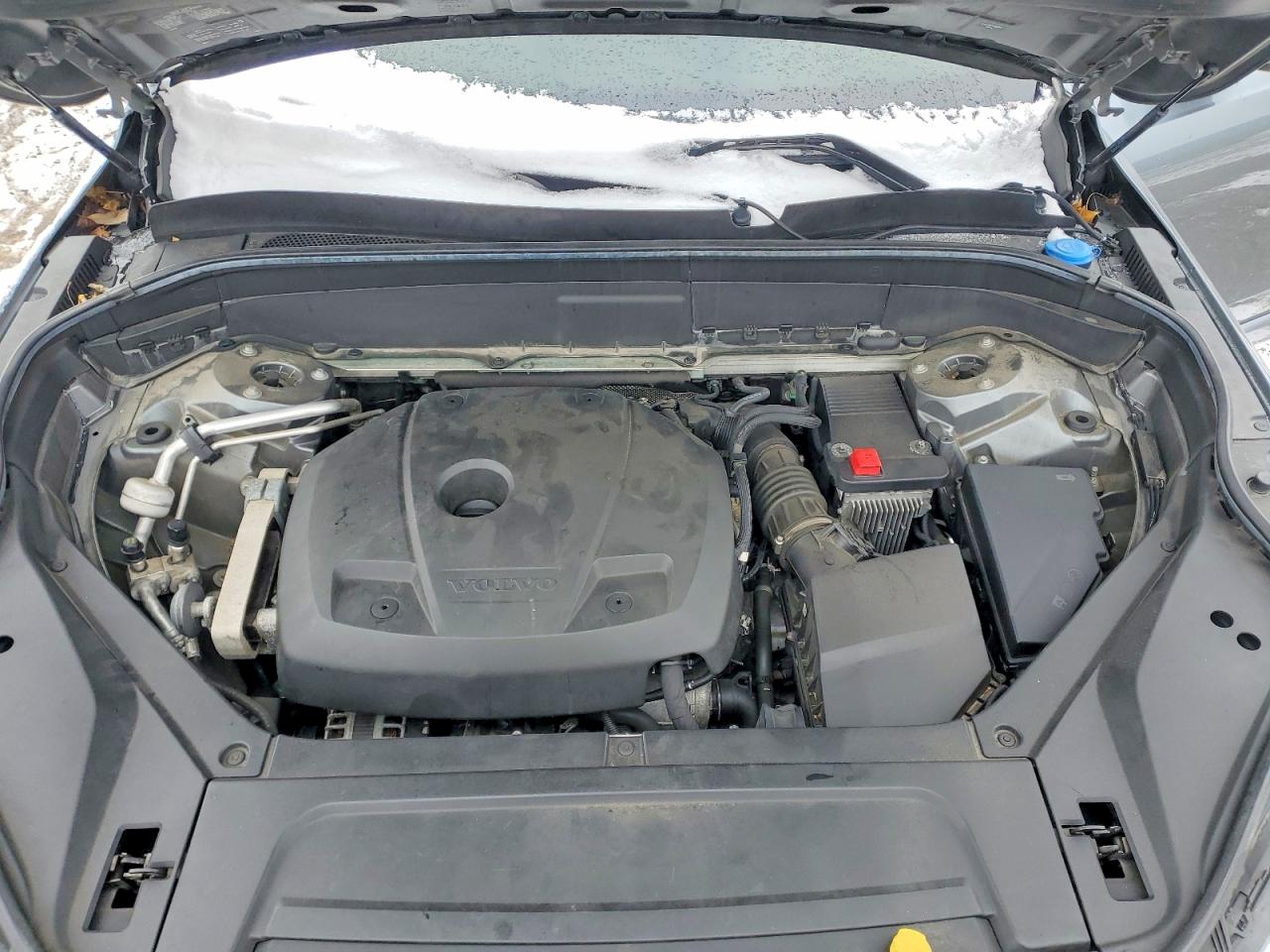 Volvo XC90 T6