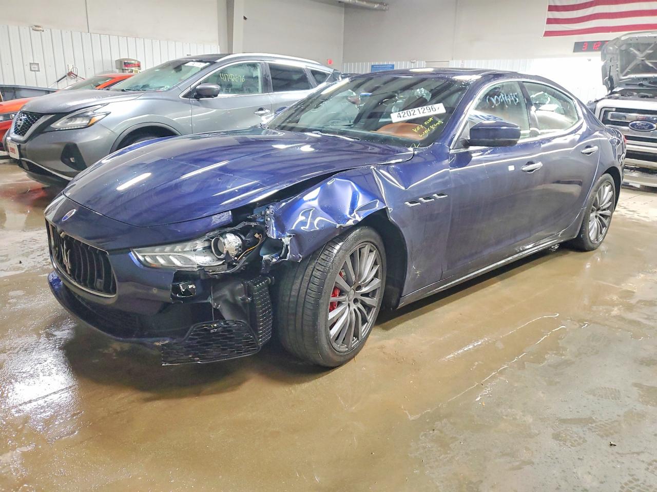 Salvage Maserati Ghibli Image