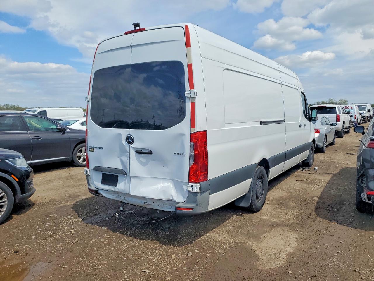 Mercedes-Benz Sprinter 2500