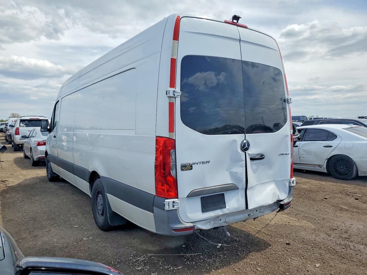 Mercedes-Benz Sprinter 2500