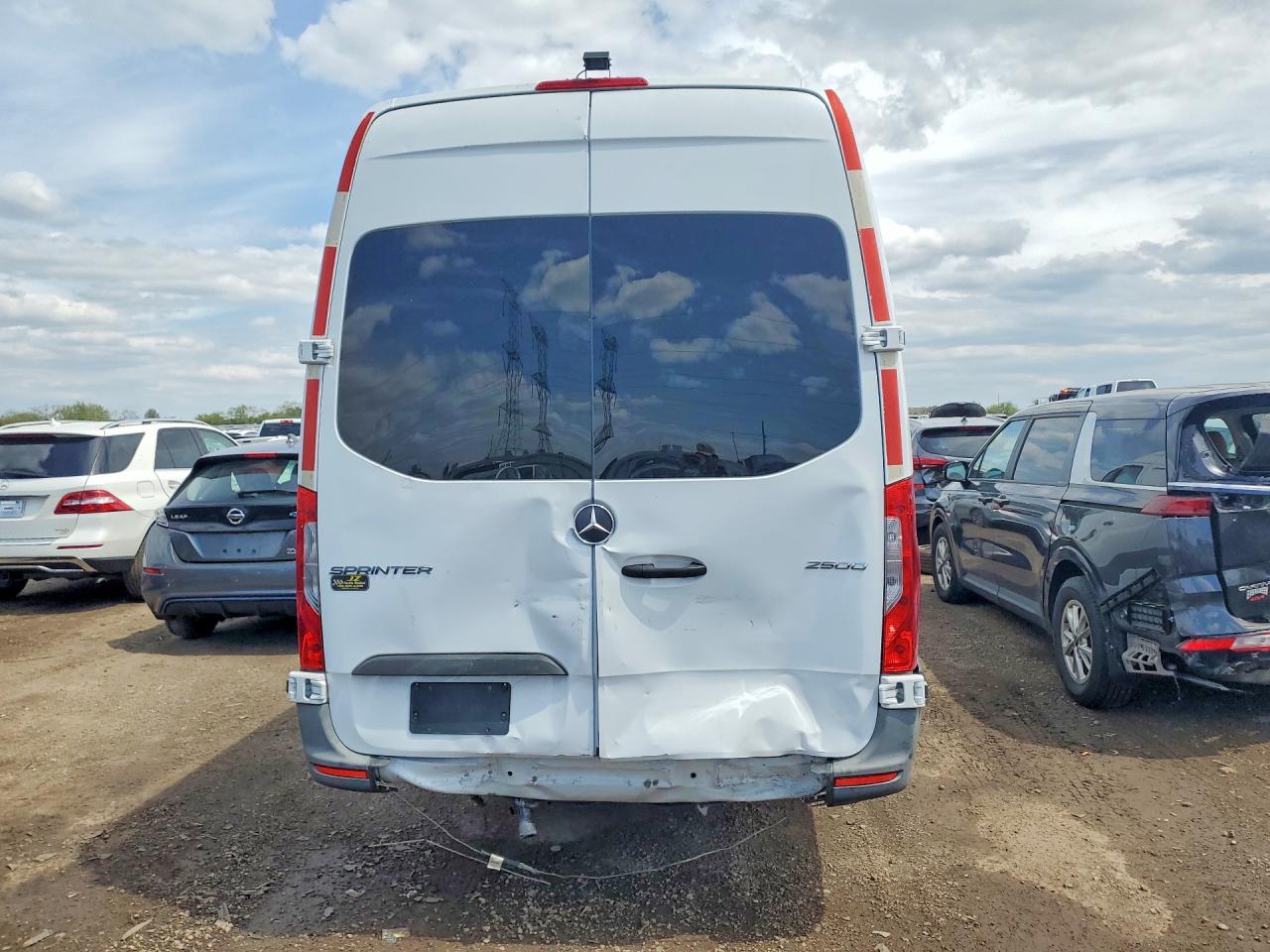 Mercedes-Benz Sprinter 2500