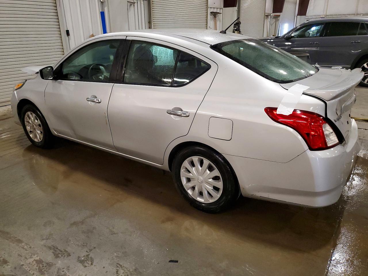 Nissan Versa Sv