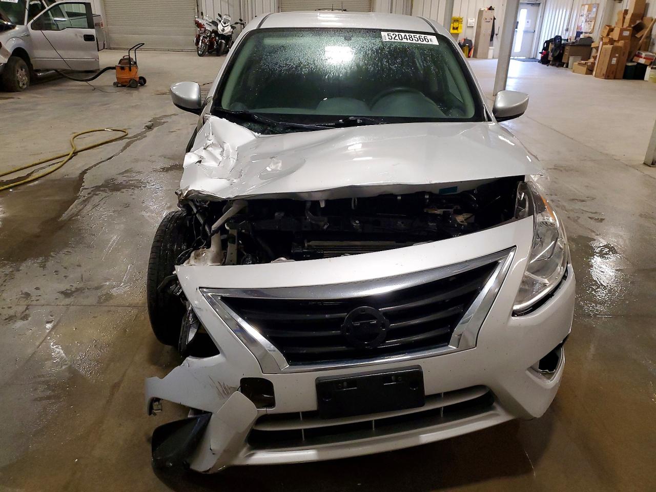 Nissan Versa Sv