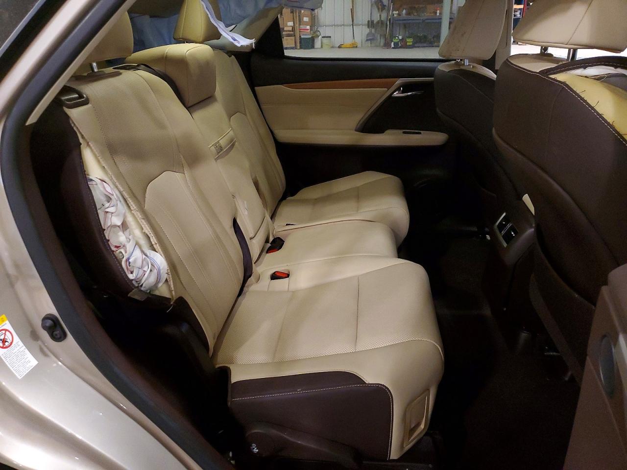 Lexus RX Base