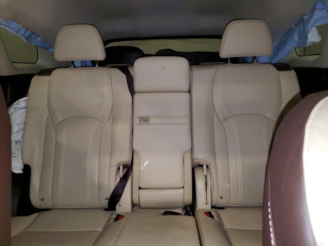 Lexus RX Base