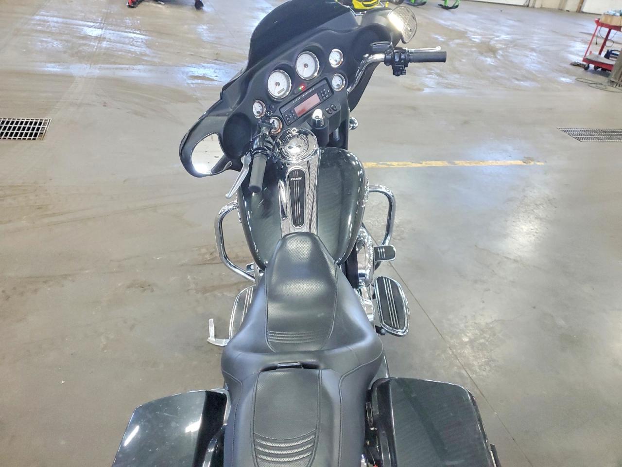 Harley-Davidson Fl