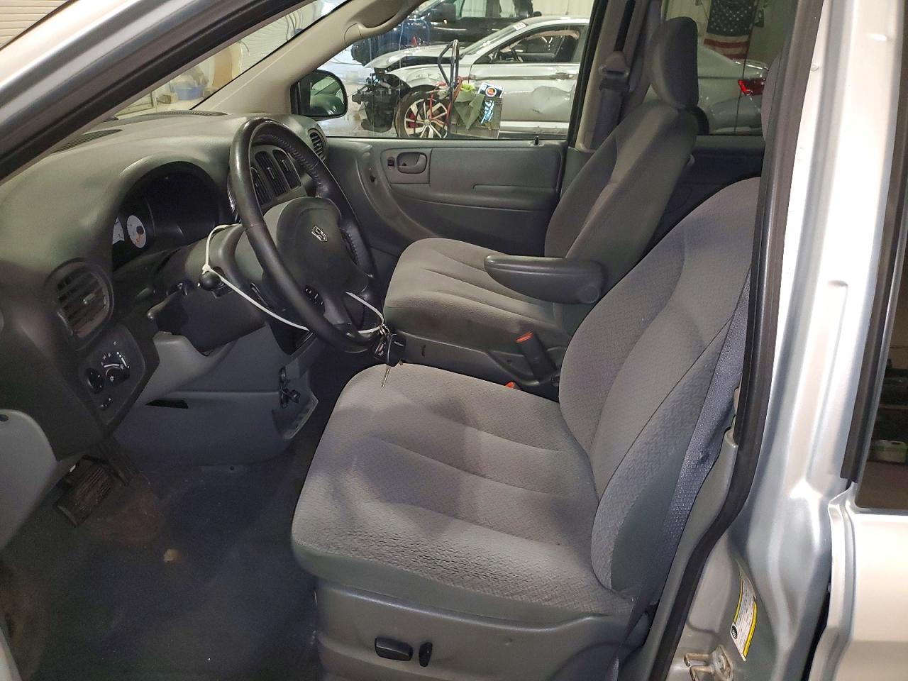 Dodge Caravan Sxt
