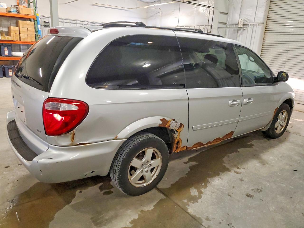 Dodge Caravan Sxt