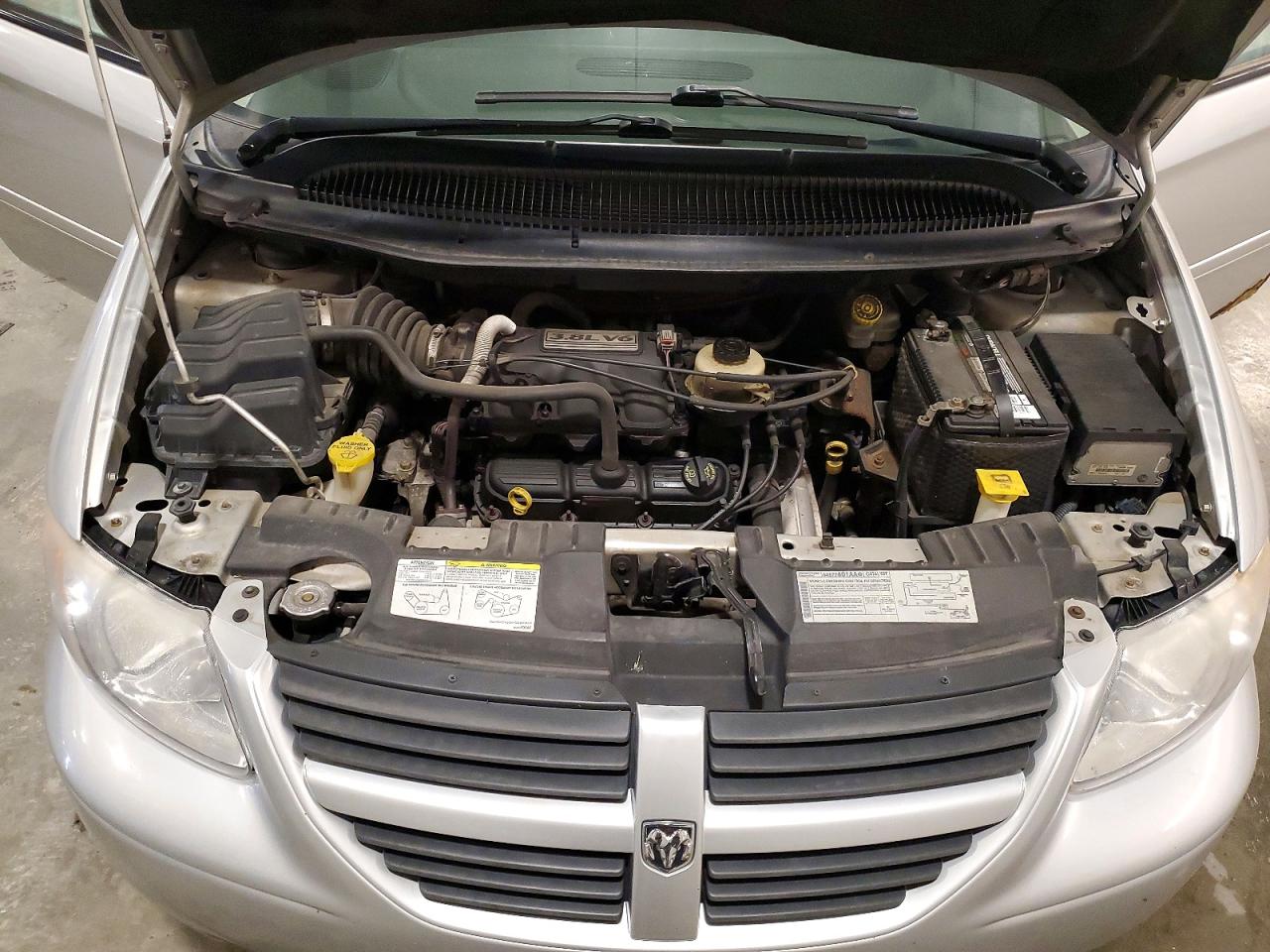 Dodge Caravan Sxt