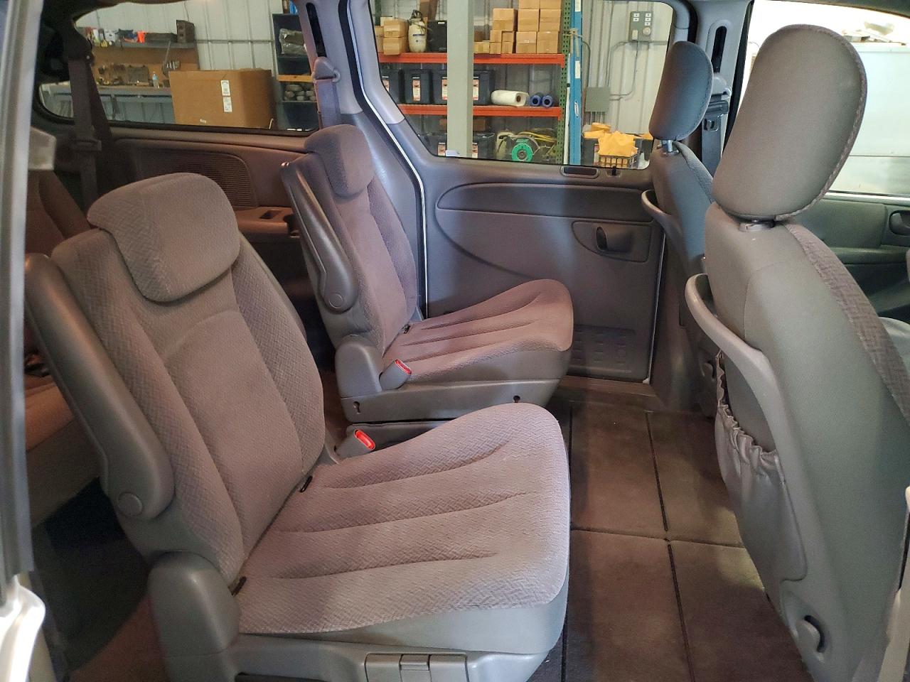 Dodge Caravan Sxt