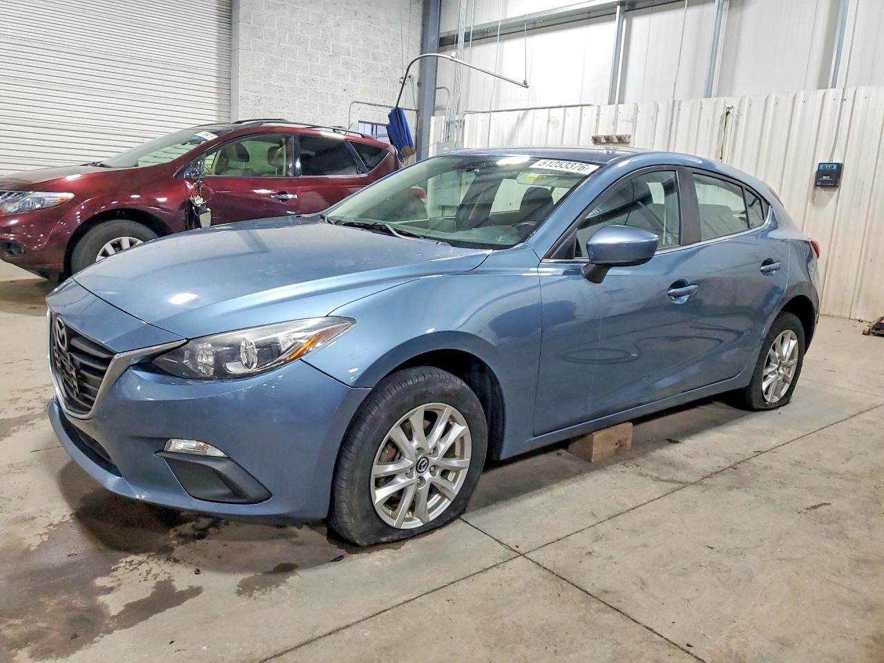 Salvage Mazda 3 Image