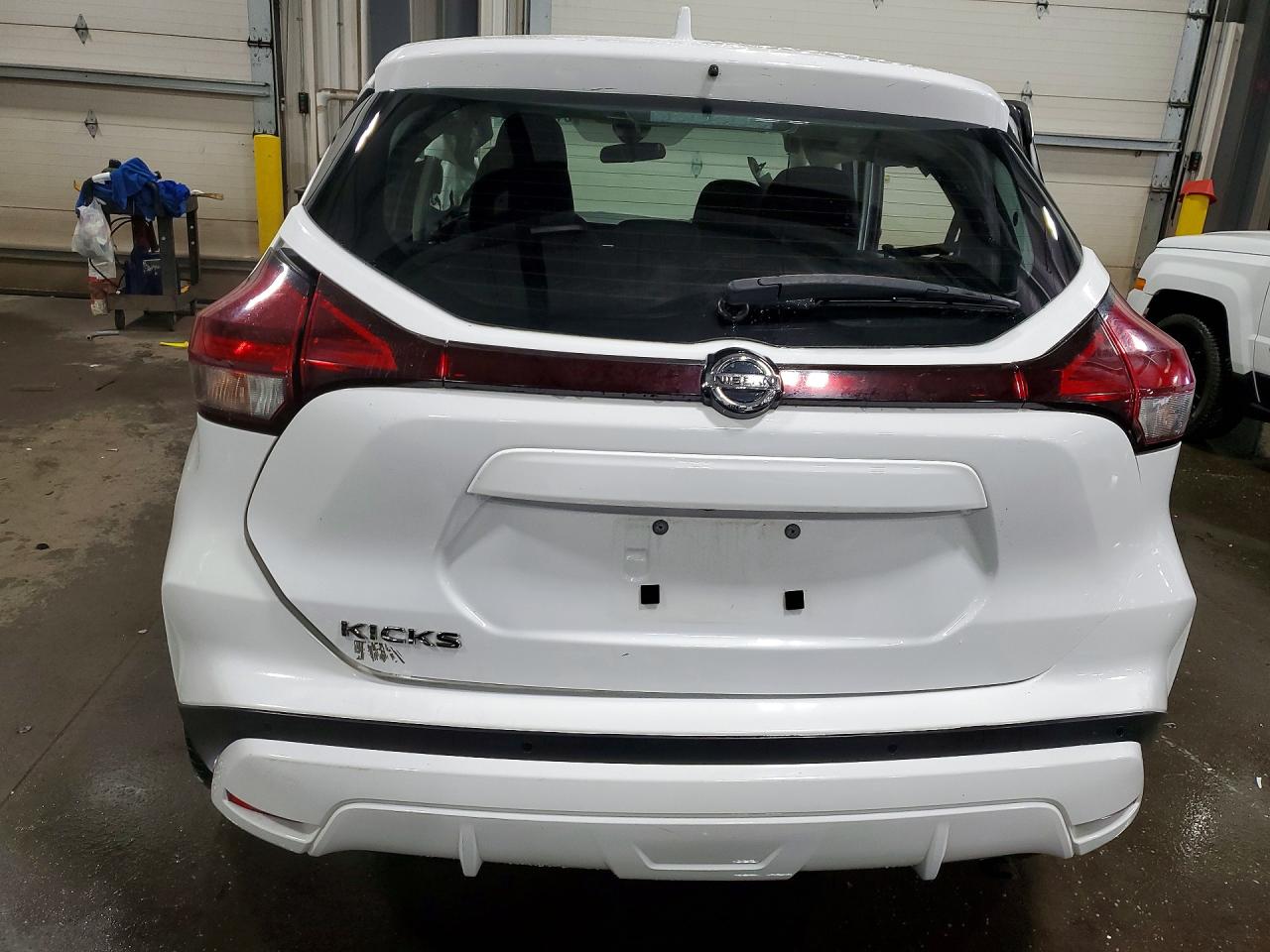 Nissan Kicks S