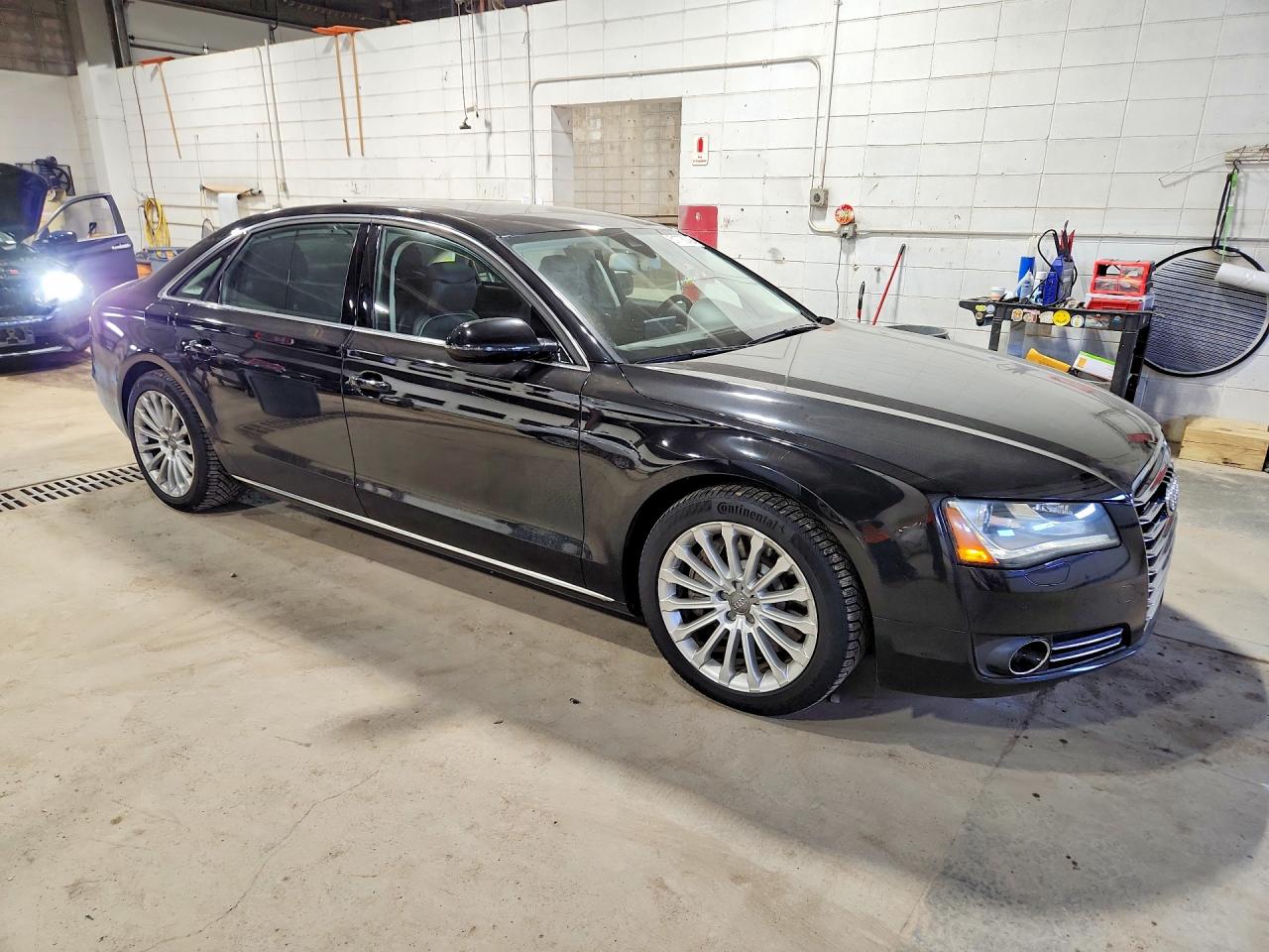 Audi A8 L Quattro