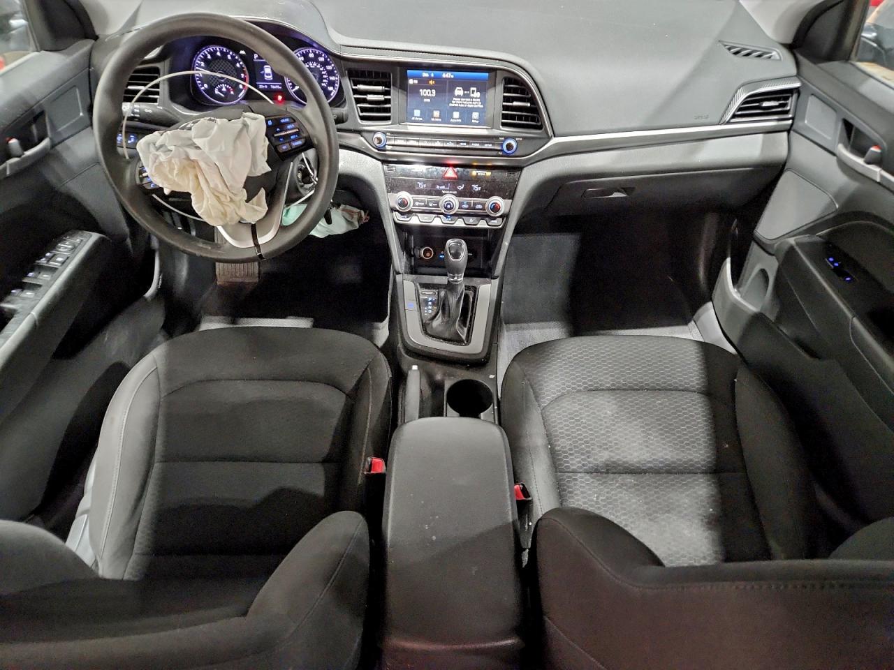 Hyundai ELANTRA Sel