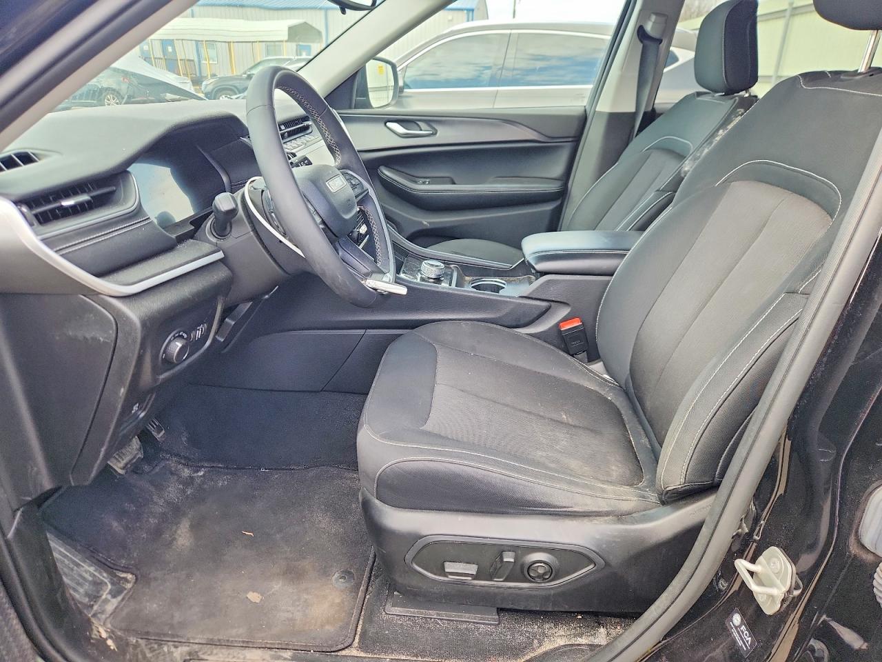 Jeep Cherokee L Laredo