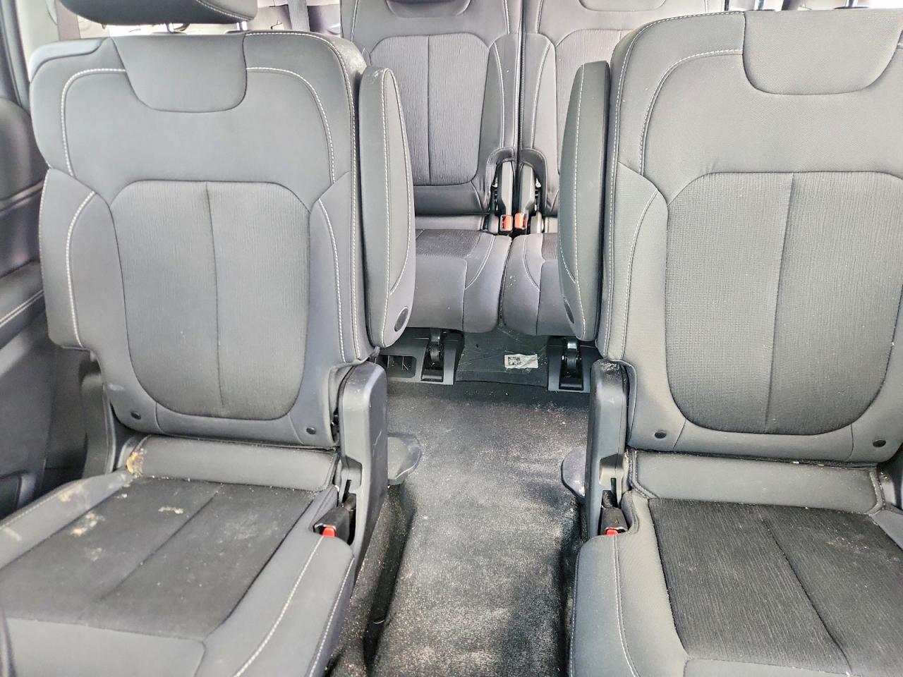 Jeep Cherokee L Laredo