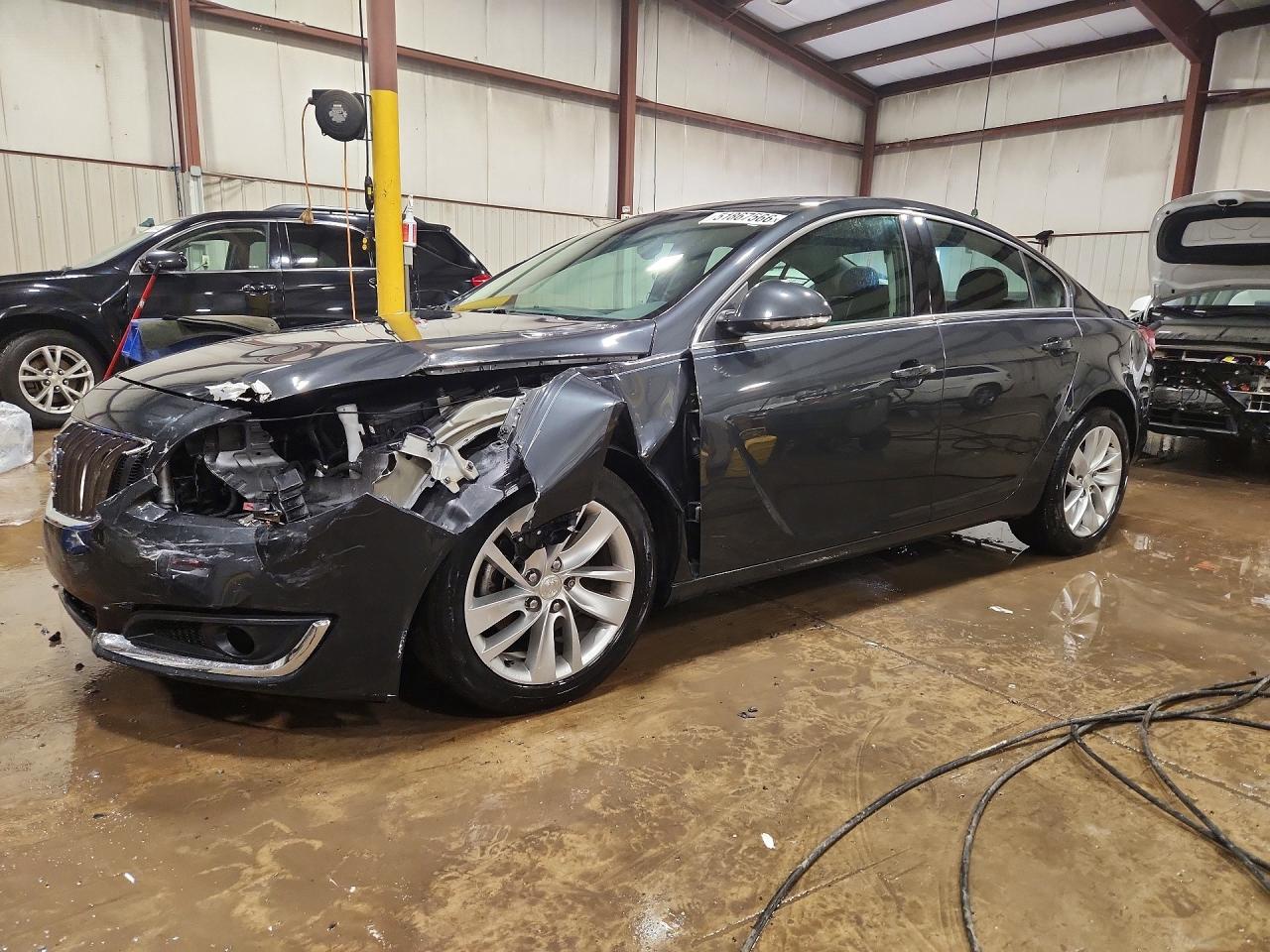 Salvage Buick Regal Image