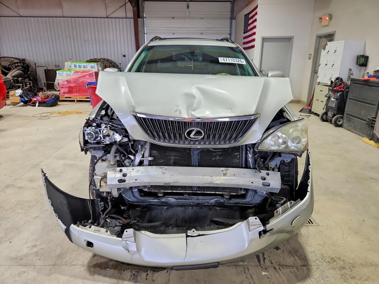 Lexus RX Base