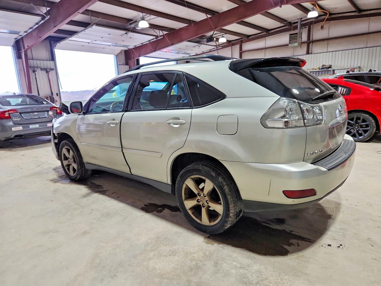 Lexus RX Base