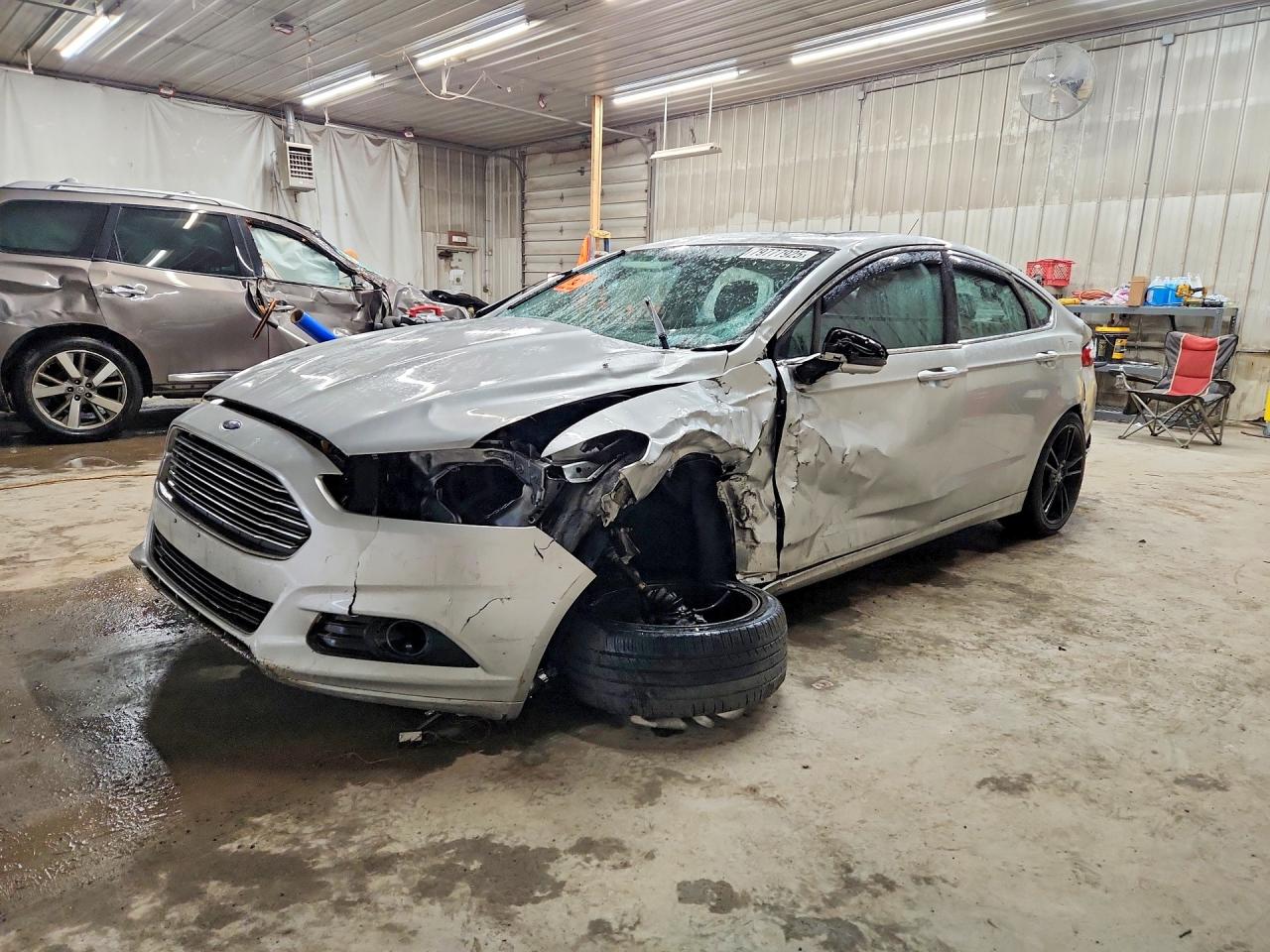 Salvage Ford Fusion Image