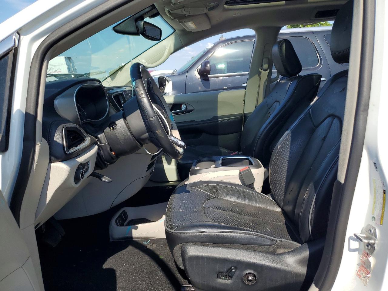 Chrysler Pacifica Limited